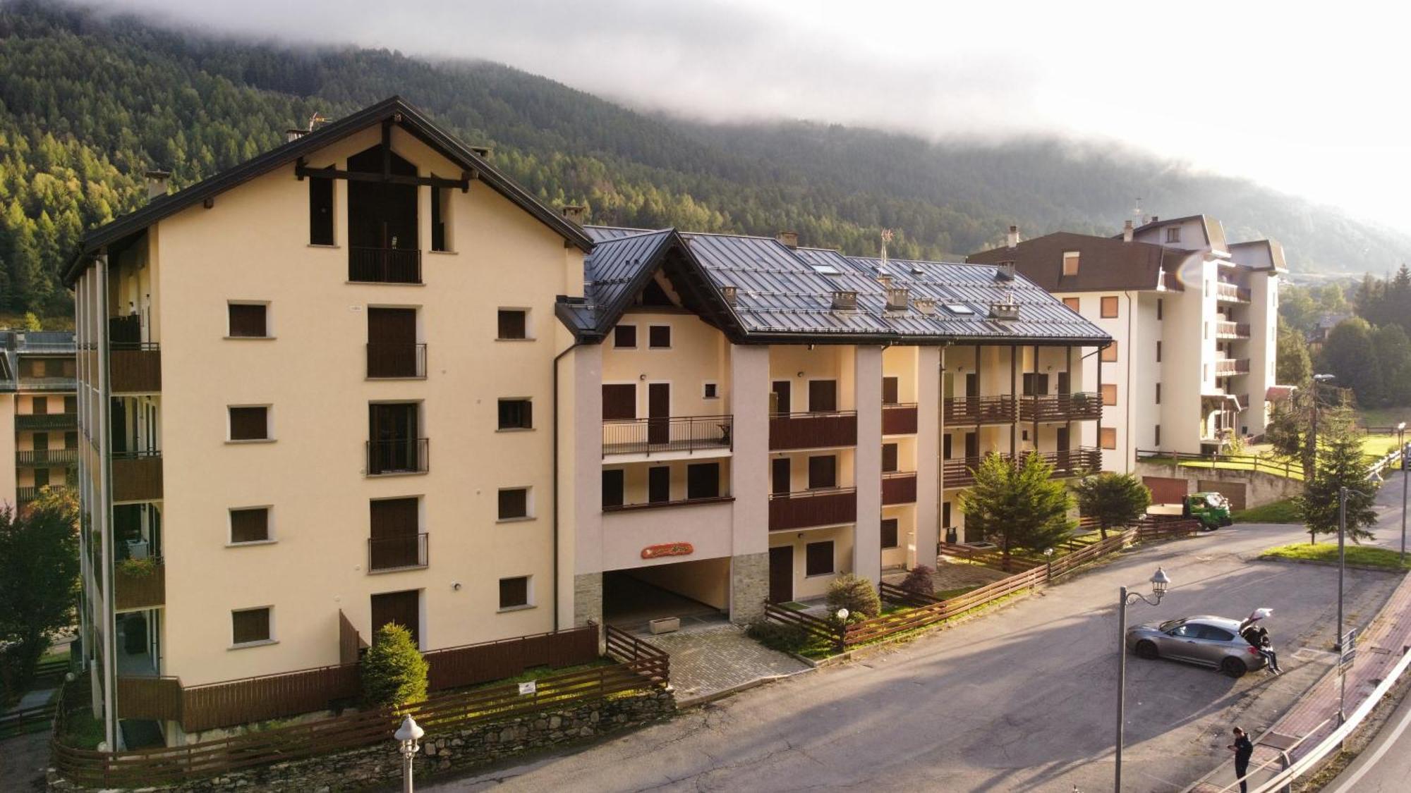 Aprica , Lusso A 300M Dalle Piste Da Sci, Garage Privato E Deposito Sci Gratuito Le Bratte Exteriör bild